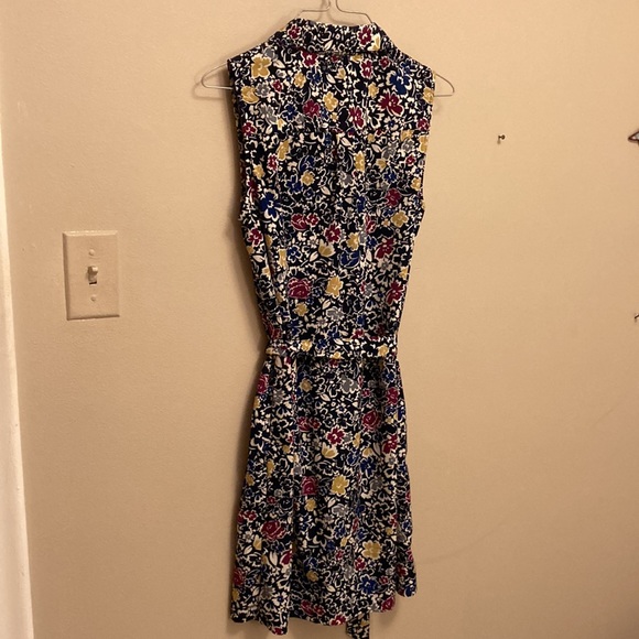 Floral banana republic tie-front dress - Picture 6 of 7